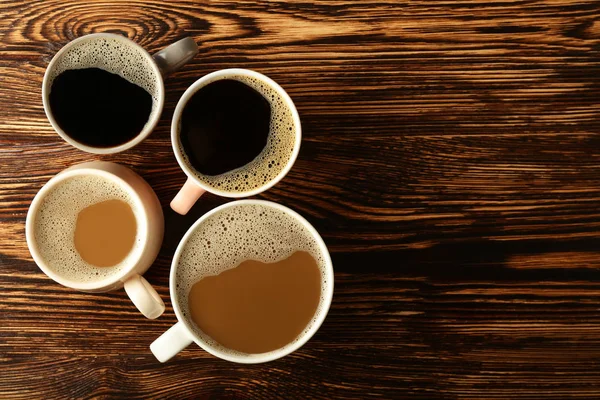 Koppar Välsmakande Kaffe Träbord — Stockfoto