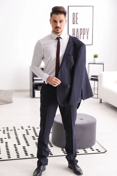 Elegante Hombre Negocios Casa —  Fotos de Stock