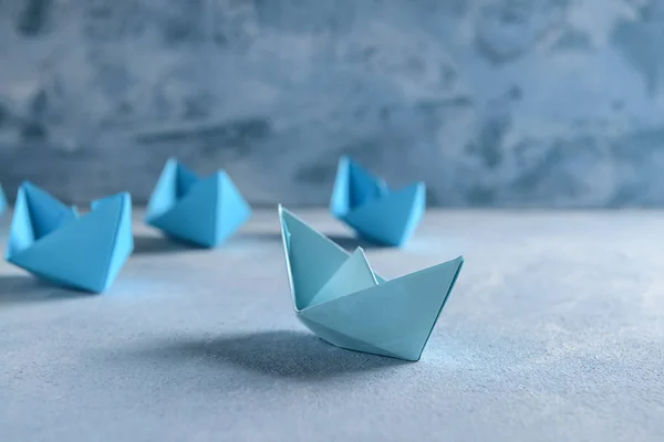 Origami Boats Color Table — Stock Photo, Image