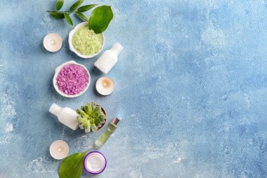 Renk arkaplanındaki güzel spa kompozisyonu