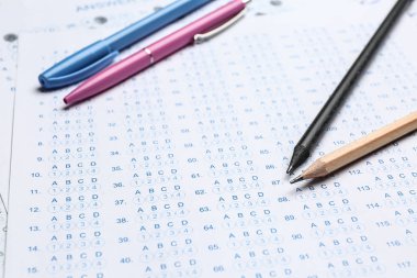 Kalem portre boş yanıt kağıda. Geçen sınav kavramı