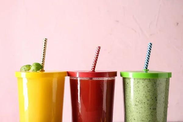 Glasses Healthy Juices Color Background — Stock Photo, Image