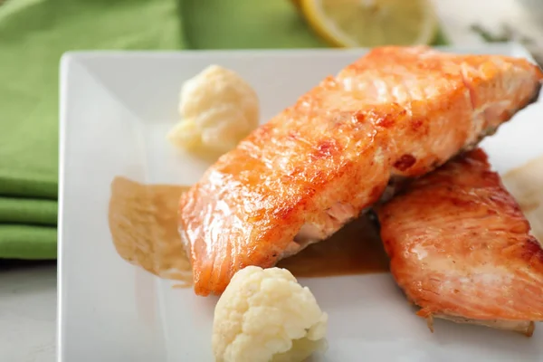 Pieces Tasty Grilled Salmon Plate Closeup — Stock Photo, Image