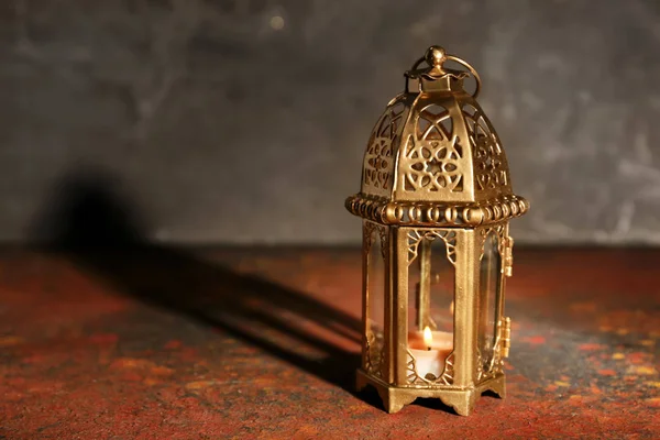 Muslim Lamp Ramadan Symbol Table — Stock Photo, Image