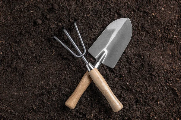 Gardening Shovel Rake Soil — Stock Photo, Image