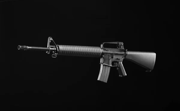 Sturmgewehr Auf Dunklem Hintergrund — Stockfoto
