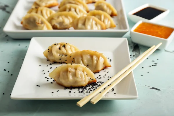 Plates Tasty Japanese Gyoza Table — Stock Photo, Image