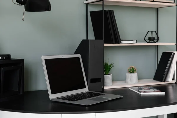 Comfortable Workplace Modern Laptop — Stock Photo, Image