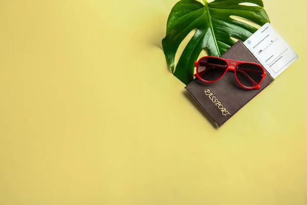 Stylish Sunglasses Passport Ticket Color Background — Stock Photo, Image