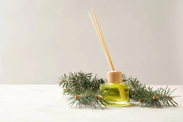 Reed Diffuser Coniferous Branches Table — Stock Photo, Image