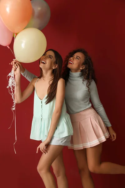 Piękne Młode Kobiety Balonów Kolor Tła — Zdjęcie stockowe