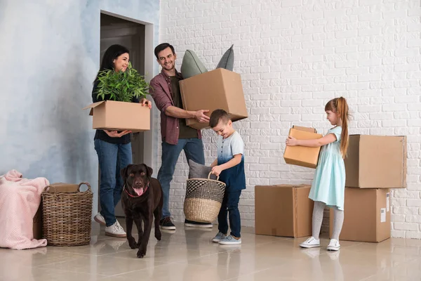 Family Cardboard Boxes Moving New House — Stock Photo, Image