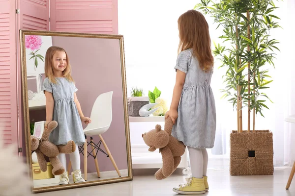 Cute Little Girl Teddy Bear Looking Mirror Home — Stock Photo, Image