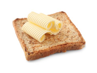 Beyaz arka plan üzerinde lezzetli ekmek tereyağı ile bukleler