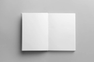 Işık arkaplanı üzerine kitap aç