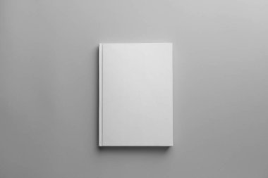 Boş kapak ile açık renkli kitap