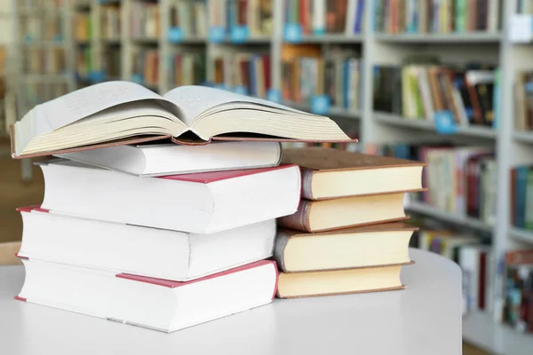 Many Books Table Library — Stock Photo, Image