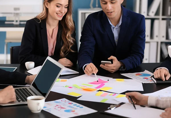 Group People Discussing Business Plan Office — Stock Photo, Image