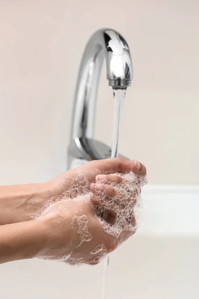 Woman Washing Hands Sink — Stock Photo, Image