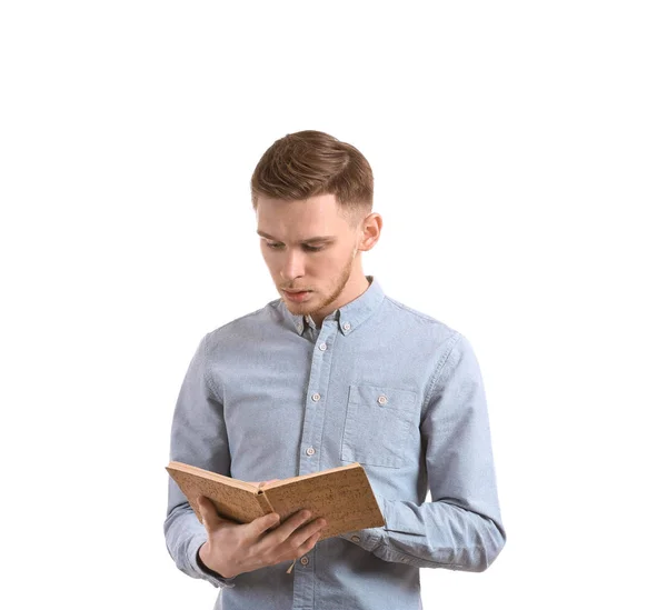 Schöner Junger Mann Mit Buch Auf Weißem Hintergrund — Stockfoto