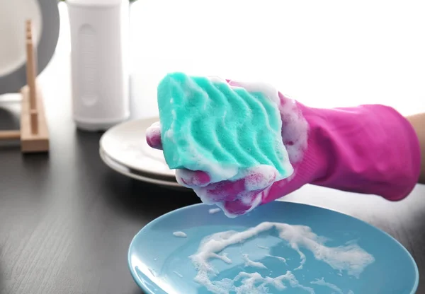 Woman Washing Dishware Kitchen — Stock Photo, Image