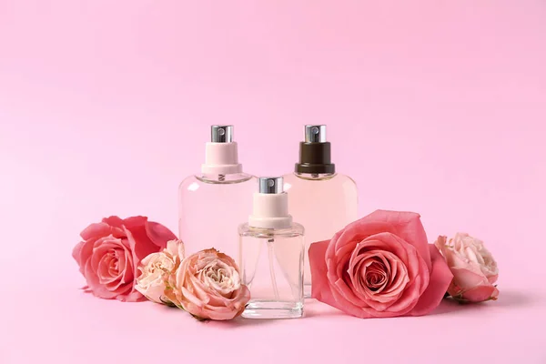 Bottles Perfume Flowers Color Background — Stock Photo, Image