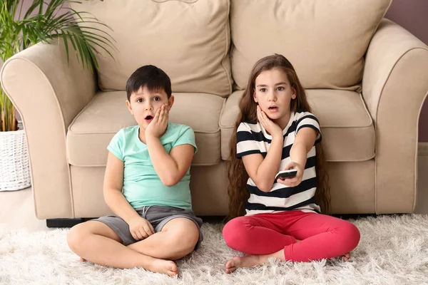 Emotional Little Children Watching Cartoons Home — Stock Photo, Image