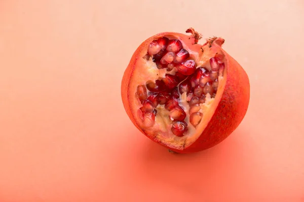 Ripe Pomegranate Color Background — Stock Photo, Image