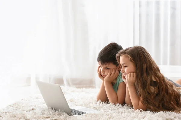 Cute Little Children Laptop Watching Cartoons Home — Stock Photo, Image