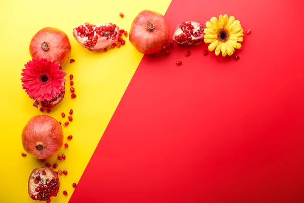 Composition Ripe Pomegranates Color Background — Stock Photo, Image