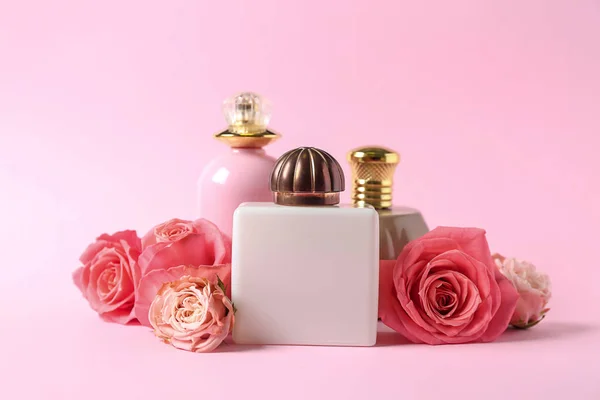 Bottles Perfume Flowers Color Background — Stock Photo, Image