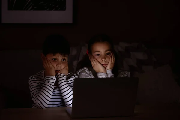 Cute Little Children Laptop Watching Cartoons Late Evening — Stock Photo, Image