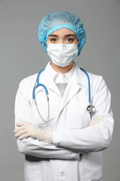 Female Doctor Grey Background — Stock Photo, Image