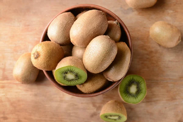 Bowl Tasty Kiwi Table — Stock Photo, Image