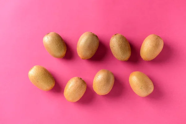 Tasty Ripe Kiwi Color Background — Stock Photo, Image