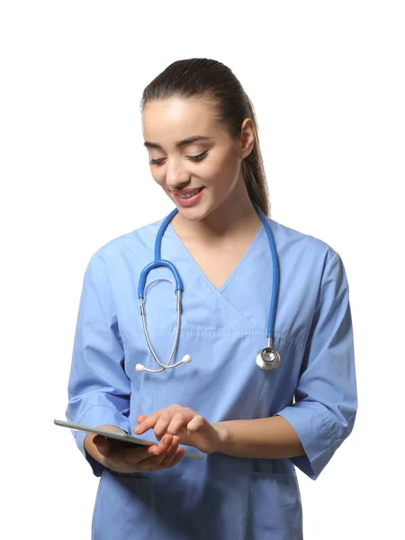 Médica Feminina Com Computador Tablet Sobre Fundo Branco — Fotografia de Stock
