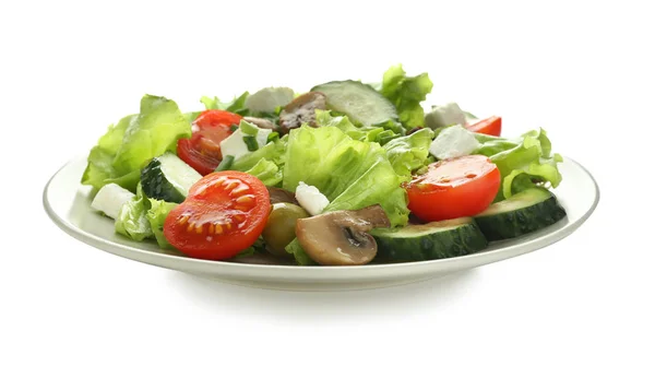 Teller Mit Frischem Salat Auf Weißem Hintergrund — Stockfoto