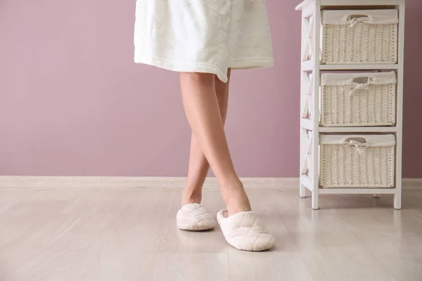 Young Woman Slippers Home — Stock Photo, Image