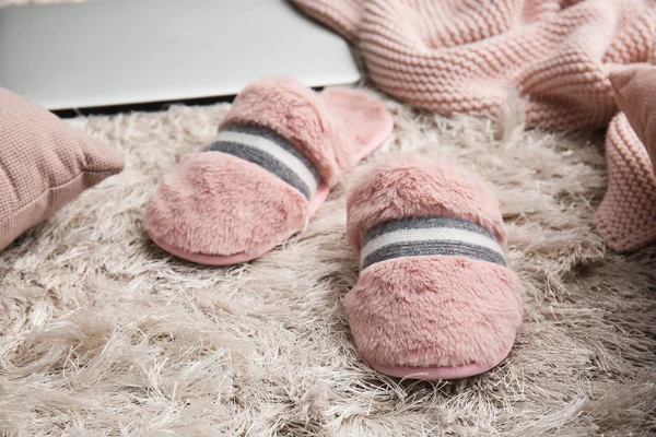 Female Slippers Fluffy Carpet — Stock Photo, Image