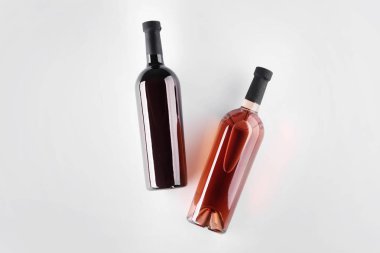 Açık renkli lezzetli şarap şişe