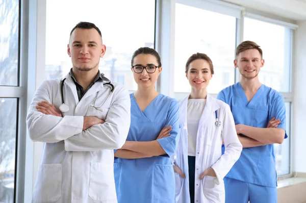 Equipe Médicos Clínica — Fotografia de Stock