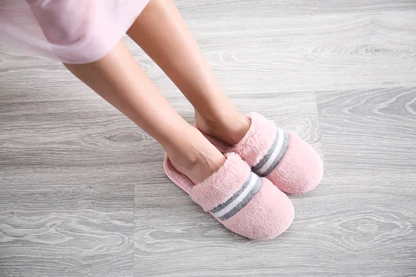 Young Woman Slippers Home — Stock Photo, Image