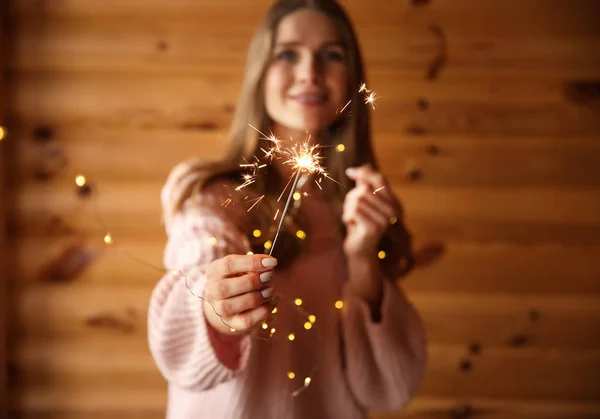 Beautiful Woman Sparkler Wooden Background — Stock Photo, Image