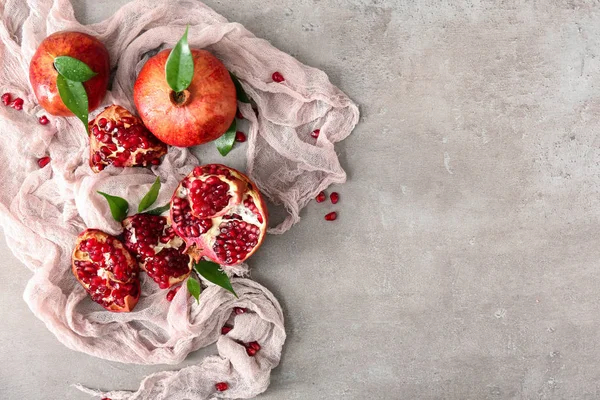 Tasty Ripe Pomegranates Table — Stock Photo, Image