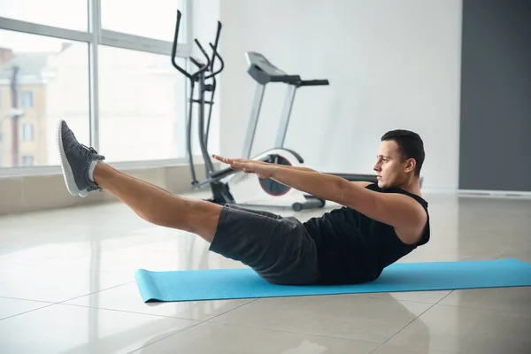 Sportiv Tânăr Formare Sala Gimnastică — Fotografie, imagine de stoc