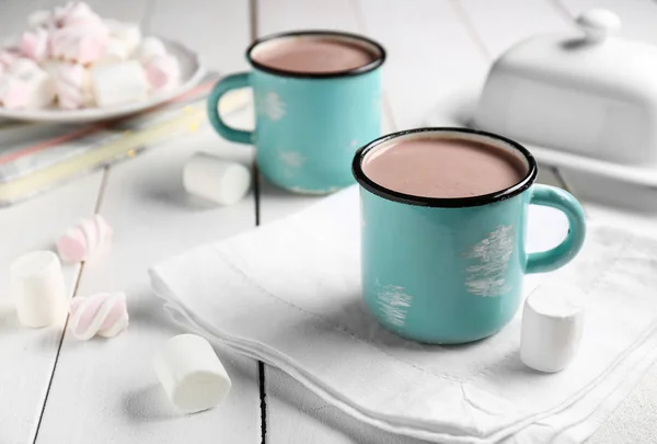 Mok Van Warme Cacao Drank Met Marshmallows Witte Tafel — Stockfoto