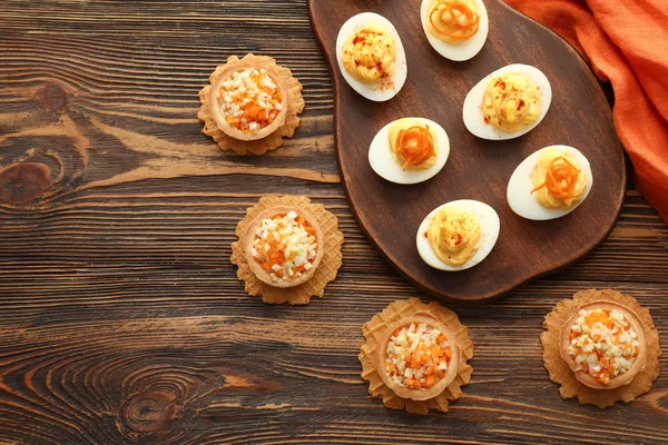 Tasty Deviled Eggs Tartlets Wooden Table — Stock Photo, Image