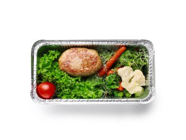 Konteyner'dır beyaz zemin üzerine lezzetli yemekleri ile