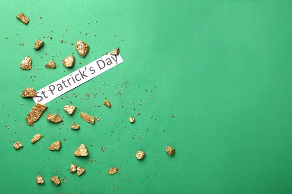 Golden Nuggets Paper Text Patrick Day Green Background — Stock Photo, Image