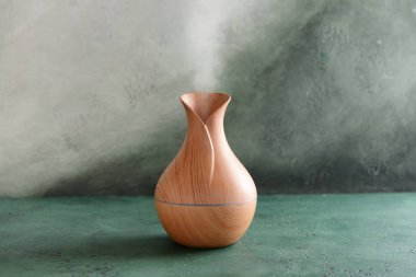 Aroma Yağı difüzör masada